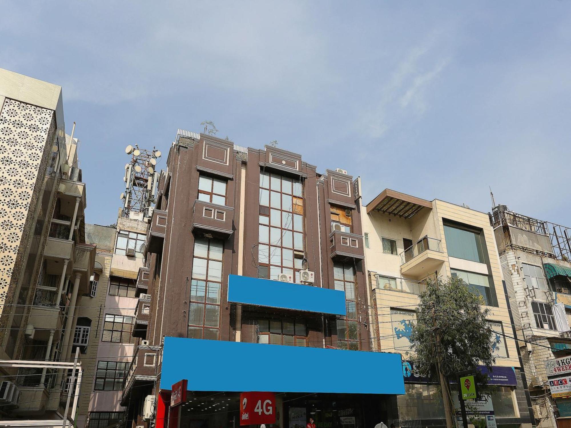 Oyo Flagship Hotel F Five Nové Dillí Exteriér fotografie